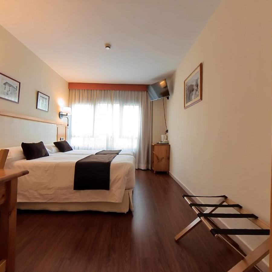 Hotel Meta Пас-де-ла-Каса Экстерьер фото